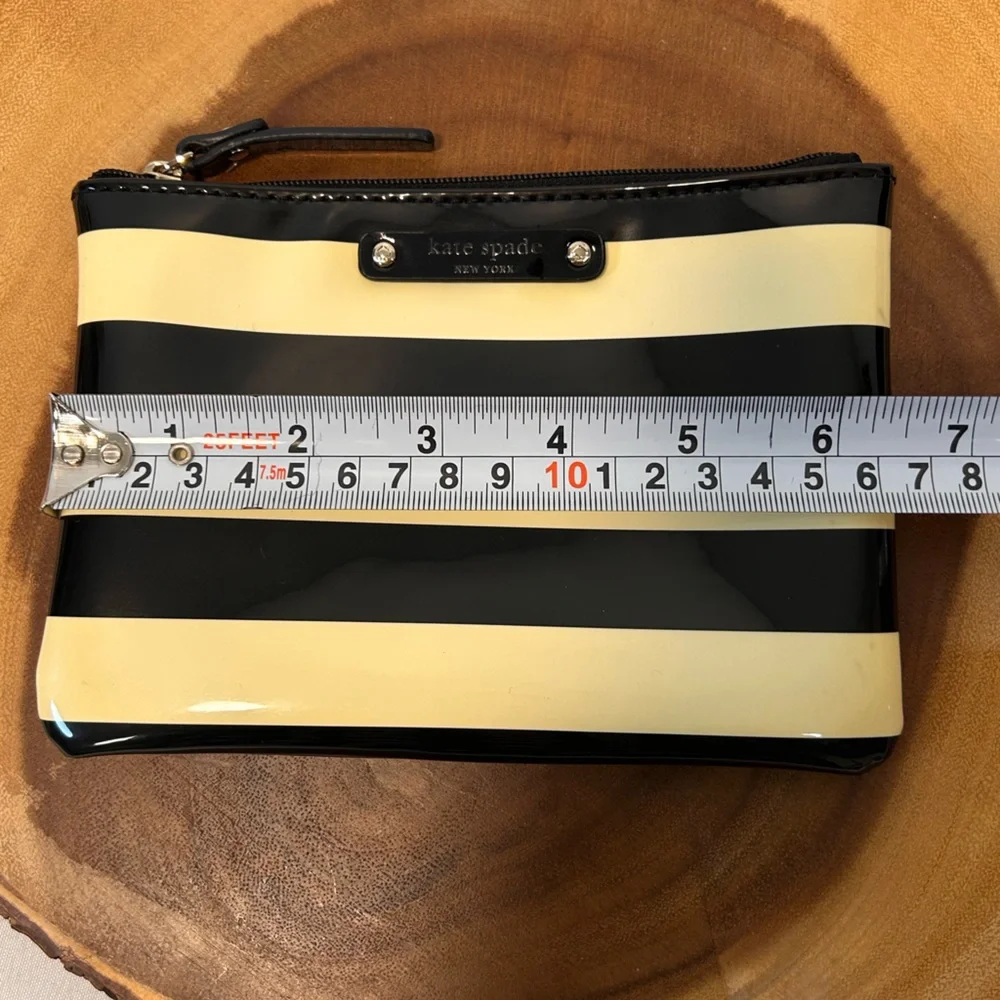 Kate Spade Lolly Penn Valley Patent Striped Mini Pouch Wallet &‎ 3 New Socks
